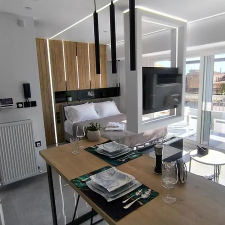 Larisa Absolute Suites, Sky View Smart Home Exterior photo